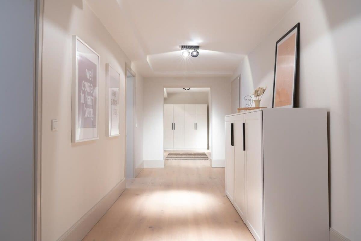 Spacious 3-Bedroom Apartment Near Eilbekpark Hamburg Luaran gambar